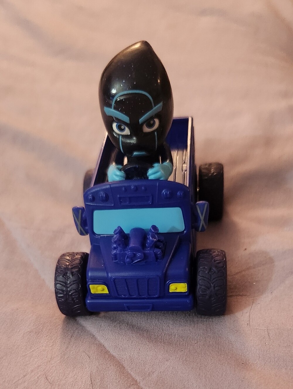 2016 Just Play PJ Masks BLUE TRUCK with Driver